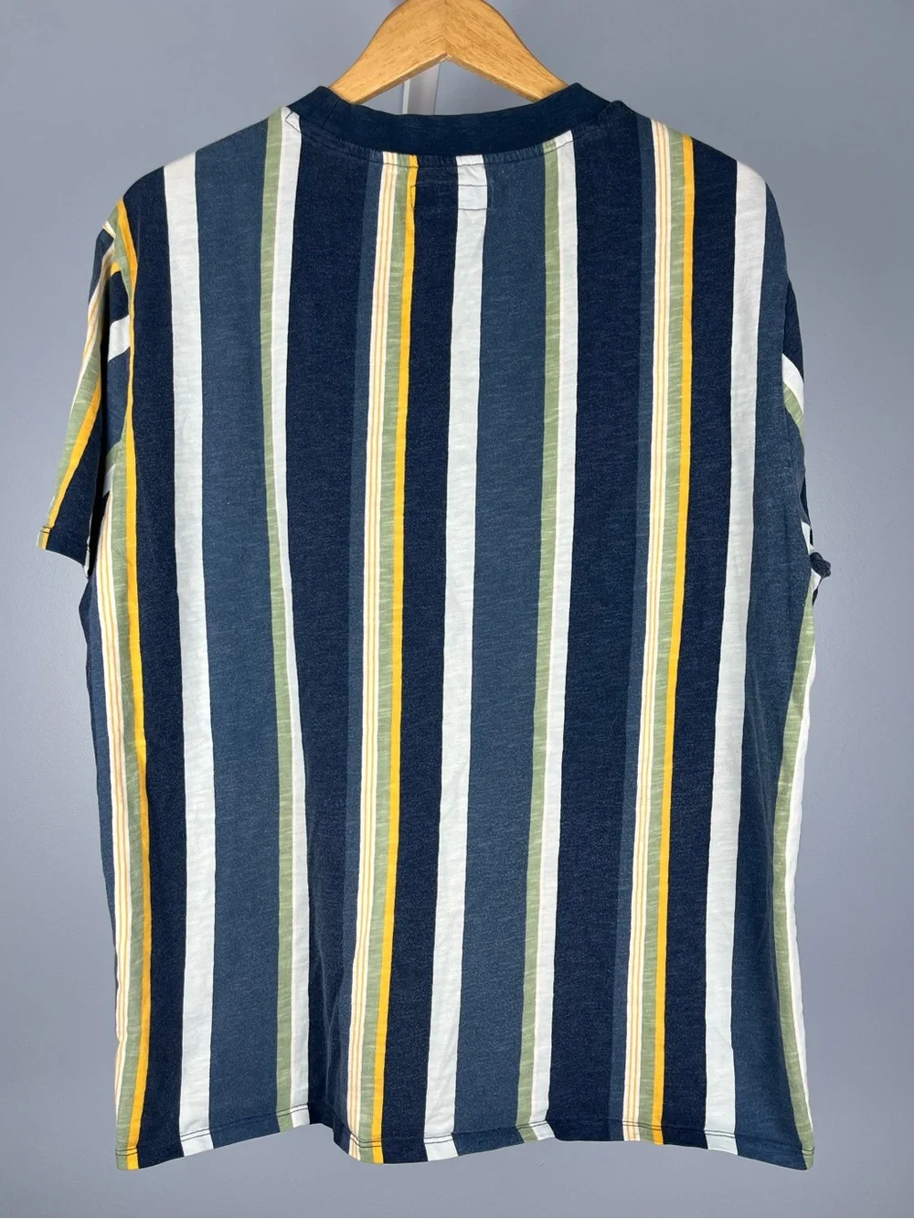 Vintage 90s Guess striped cotton tee - Picture 3 of 8